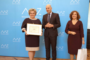 W imieniu Prezesa Urzędu Transportu Kolejowego nagrodę odebrała Dyrektor Generalna UTK Małgorzata Kalata